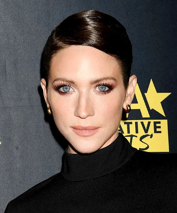 Brittany Snow photo