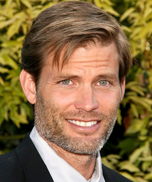 Casper Van Dien photo