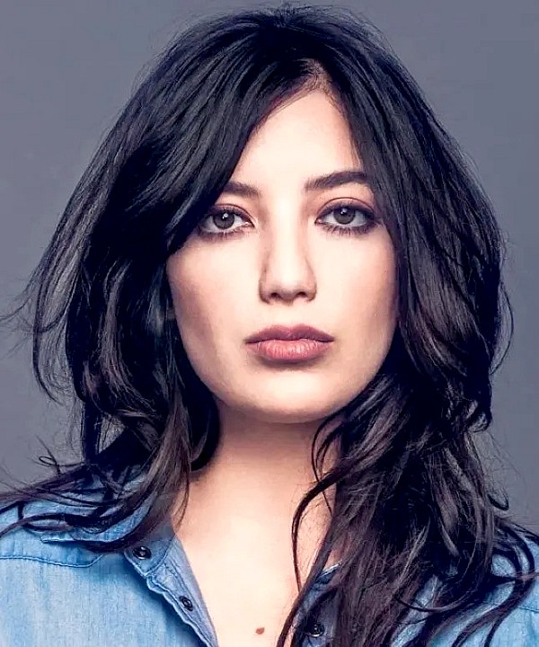 Daisy Lowe photo