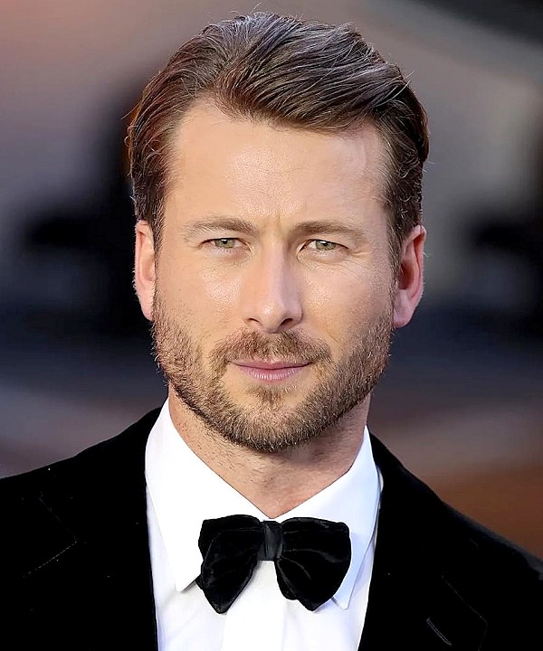 Glen Powell photo