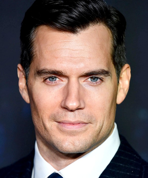 Henry Cavill photo
