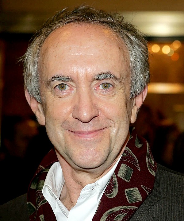 Jonathan Pryce photo