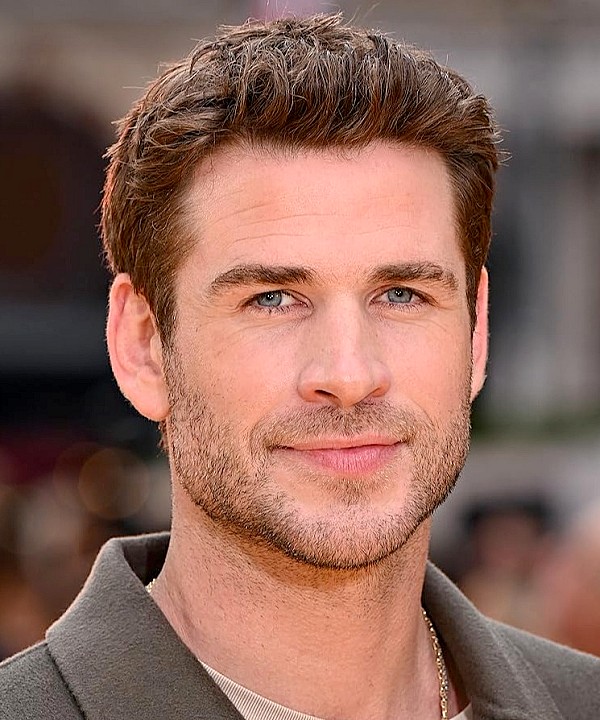 Liam Hemsworth photo