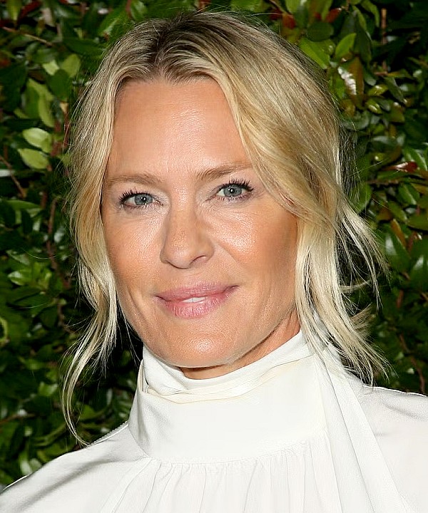 Robin Wright photo