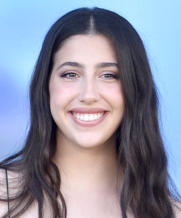 Sadie Sandler photo
