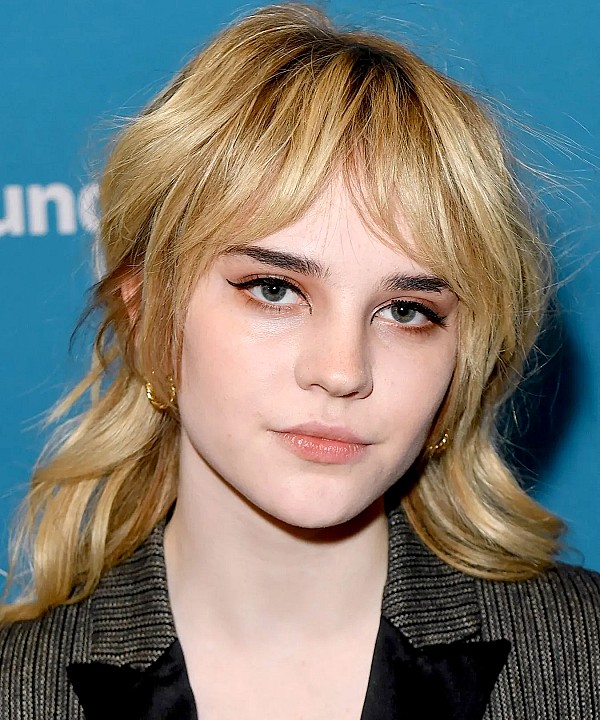 Sophie Thatcher photo