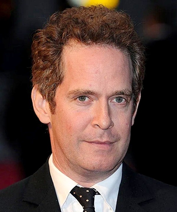 Tom Hollander photo