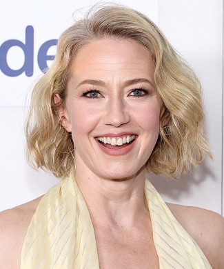 Carrie Coon photo