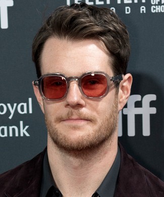 Connor Swindells photo