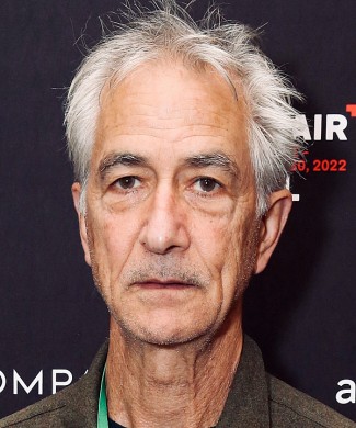 David Strathairn photo