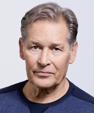 James Remar photo