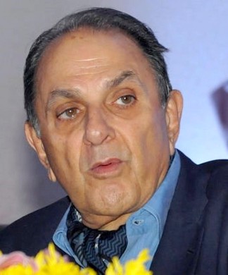 Nusli Wadia photo