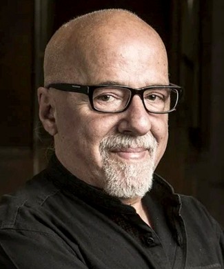 Paulo Coelho photo