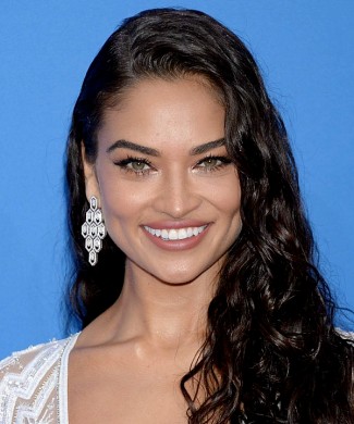 Shanina Shaik photo