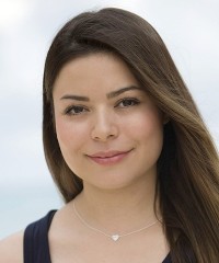 Miranda Cosgrove photo