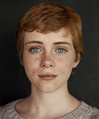 Sophia Lillis photo